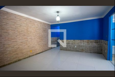 Sala de casa de condomínio para alugar com 3 quartos, 260m² em Vargem Pequena, Rio de Janeiro