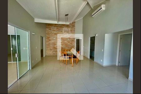 Sala de Jantar de casa de condomínio à venda com 4 quartos, 322m² em Bairro das Palmeiras, Campinas