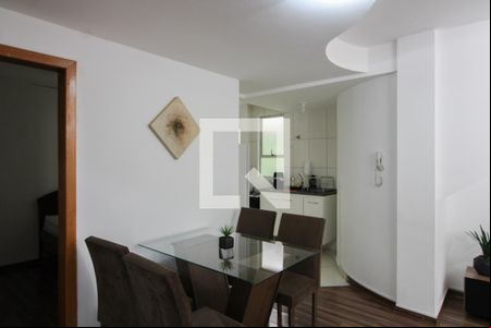 Sala de apartamento para alugar com 2 quartos, 70m² em Serrano, Belo Horizonte