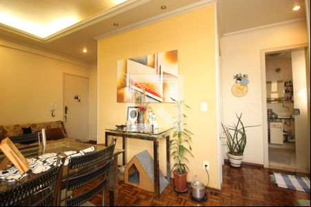 Sala  de apartamento à venda com 2 quartos, 50m² em Nova Suíça, Belo Horizonte