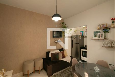 Sala de casa de condomínio à venda com 2 quartos, 70m² em Céu Azul, Belo Horizonte
