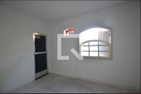 Studio de kitnet/studio para alugar com 1 quarto, 13m² em Bento Ribeiro, Rio de Janeiro