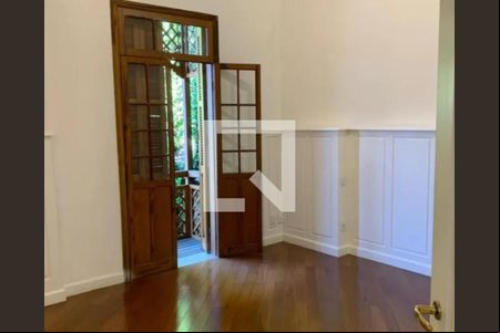 Foto 12 de casa à venda com 5 quartos, 300m² em Jardim Paulistano, São Paulo