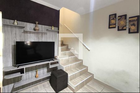 Sala de casa para alugar com 2 quartos, 99m² em Mirante de Jundiaí, Jundiaí
