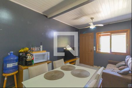 Sala/Cozinha de casa à venda com 1 quarto, 295m² em São José, Canoas