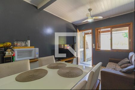 Sala/Cozinha de casa à venda com 1 quarto, 295m² em São José, Canoas