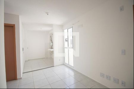 Sala de apartamento para alugar com 2 quartos, 42m² em Vila Lage, São Gonçalo
