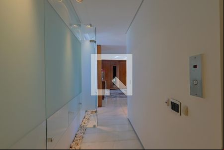 Entrada de apartamento para alugar com 4 quartos, 290m² em Serra, Belo Horizonte