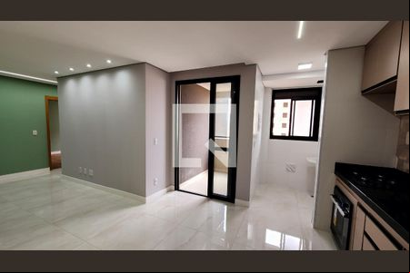 Sala/Cozinha de apartamento à venda com 2 quartos, 70m² em Vila Progresso, Jundiaí