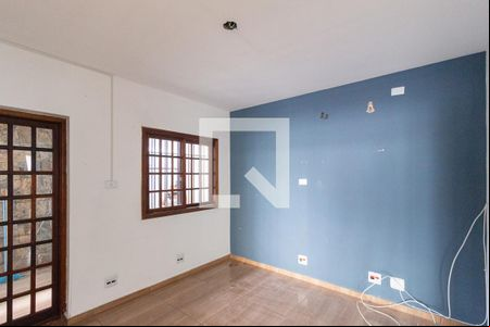 Sala de casa para alugar com 3 quartos, 221m² em Cidade São Francisco, Osasco