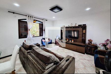 Sala de casa à venda com 3 quartos, 198m² em Santa Rosa, Niterói