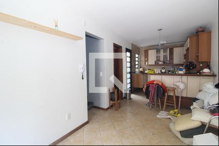 Sala de casa à venda com 3 quartos, 95m² em Partenon, Porto Alegre