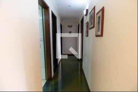 Corredor  de apartamento à venda com 3 quartos, 110m² em Fonseca, Niterói