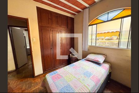 Quarto 2 de casa à venda com 4 quartos, 97m² em Centro, Contagem