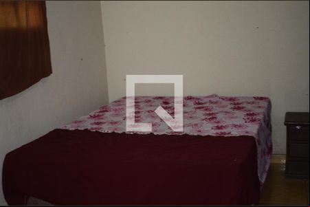 Quarto 1 de casa para alugar com 2 quartos, 40m² em Paulo Vi, Belo Horizonte