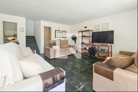 Sala de apartamento para alugar com 4 quartos, 350m² em Jardim Acapulco, Guarujá