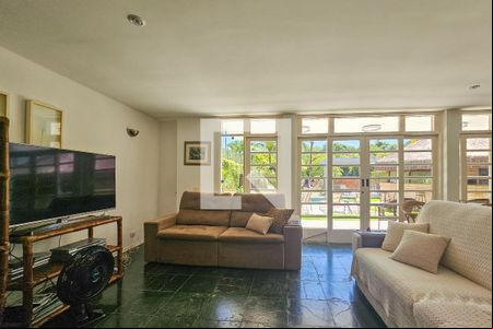 Sala de apartamento para alugar com 4 quartos, 350m² em Jardim Acapulco, Guarujá