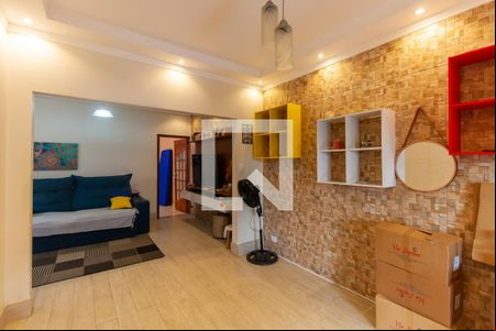 Sala de casa à venda com 4 quartos, 224m² em Vila Ema, São Paulo
