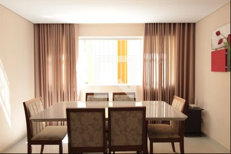 Sala de apartamento à venda com 3 quartos, 80m² em Santa Terezinha, Belo Horizonte