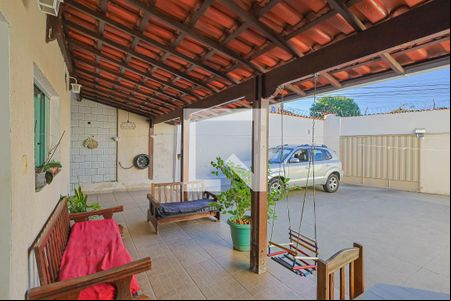 Varanda da Sala de casa para alugar com 4 quartos, 220m² em Casa Branca, Belo Horizonte