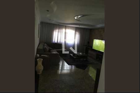 Casa à venda com 3 quartos, 248m² em Vila Guilhermina, São Paulo