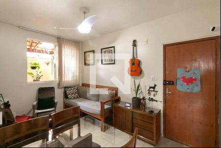 Sala de apartamento à venda com 2 quartos, 72m² em Glória, Belo Horizonte