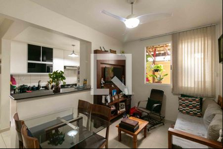Sala de apartamento à venda com 2 quartos, 72m² em Glória, Belo Horizonte