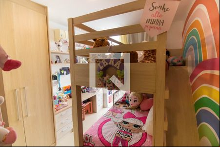 Quarto  de apartamento à venda com 3 quartos, 180m² em Itaipu, Niterói