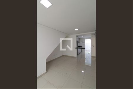 Sala de apartamento à venda com 2 quartos, 60m² em Copacabana, Belo Horizonte