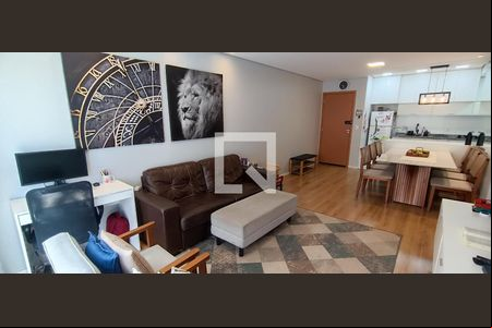 Sala de apartamento à venda com 2 quartos, 68m² em Parque Assuncao, Taboão da Serra