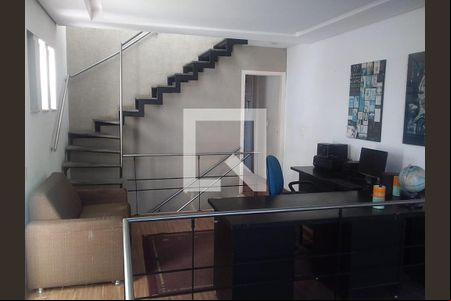 Casa à venda com 3 quartos, 200m² em Santa Lúcia, Belo Horizonte