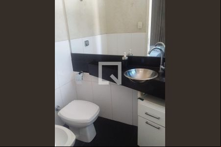 Casa à venda com 3 quartos, 200m² em Santa Lúcia, Belo Horizonte