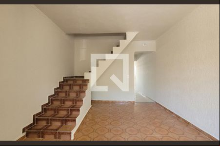 Sala de casa à venda com 2 quartos, 161m² em Jardim Stella, Santo André