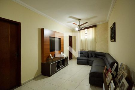 Sala de casa para alugar com 5 quartos, 237m² em Boa Vista, Belo Horizonte