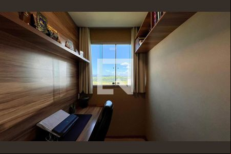 Escritório de casa à venda com 4 quartos, 352m² em Boa Vista, Belo Horizonte