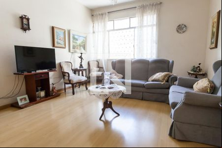 Sala de TV de apartamento à venda com 3 quartos, 125m² em Santo Agostinho, Belo Horizonte