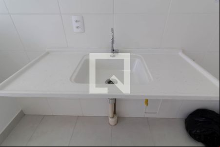 Sala/Cozinha de apartamento para alugar com 2 quartos, 32m² em Fazenda Aricanduva, São Paulo