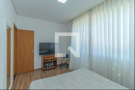 Quarto 1 de casa à venda com 3 quartos, 178m² em Renascença, Belo Horizonte