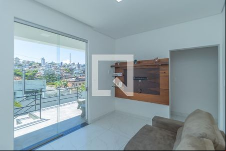Sala de casa à venda com 3 quartos, 178m² em Renascença, Belo Horizonte