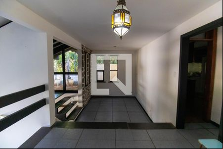 Sala de casa para alugar com 3 quartos, 145m² em Matapaca, Niterói