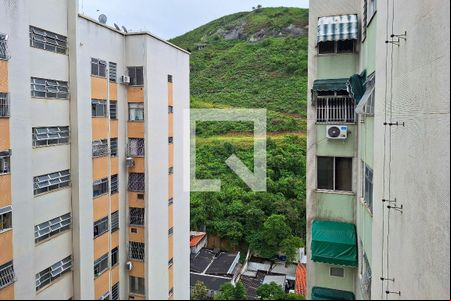 Vista Quarto 1 de apartamento para alugar com 2 quartos, 73m² em Fonseca, Niterói