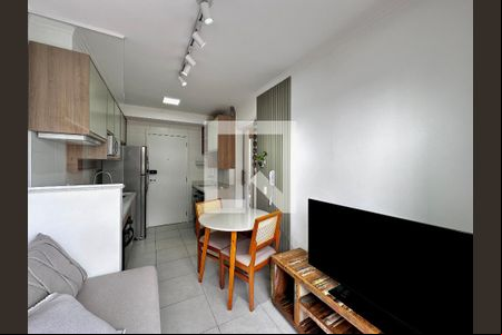 Sala de apartamento para alugar com 1 quarto, 31m² em Vila das Belezas, São Paulo