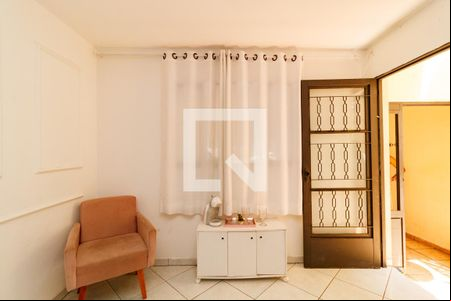 Sala de casa à venda com 4 quartos, 159m² em Parque Novo Mundo, São Paulo