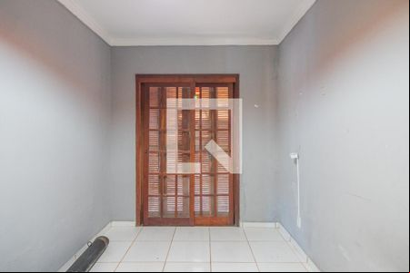 Quarto 1 de casa à venda com 4 quartos, 320m² em Vila Nova, Porto Alegre