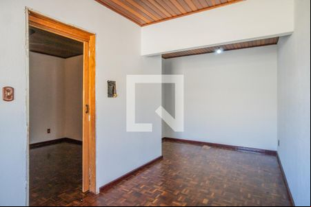 Sala de casa à venda com 3 quartos, 200m² em São José, Porto Alegre