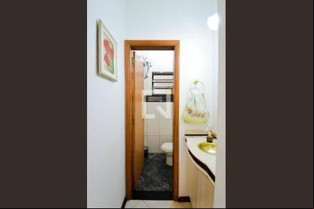 Lavabo de casa para alugar com 4 quartos, 250m² em Jardim Rosa de Franca, Guarulhos