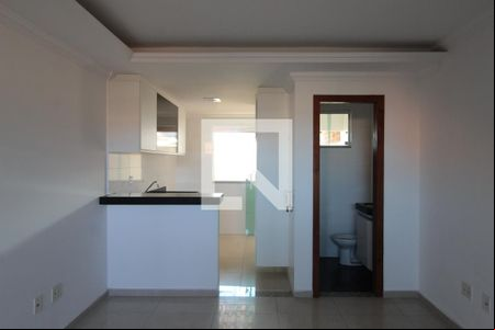 Sala de casa de condomínio à venda com 2 quartos, 88m² em Rio Branco, Belo Horizonte