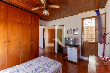 Suíte de casa à venda com 3 quartos, 200m² em Aberta dos Morros, Porto Alegre