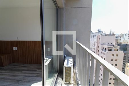 Sacada de kitnet/studio para alugar com 1 quarto, 24m² em Vila Nova Conceição, São Paulo