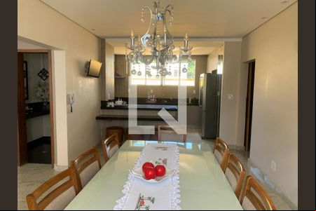 Salas Estar, TV, reunião e de jantar de apartamento à venda com 4 quartos, 227m² em Santo Agostinho, Belo Horizonte
